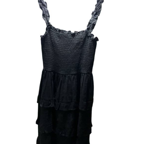 Love tree Black Ruffled Smocked Tiered Sundress - Picture 9 of 11